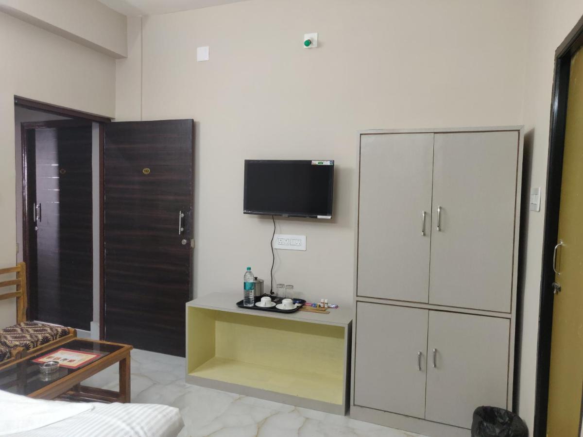 Ichhamati Hotel And Restaurant Hasnabad Exterior foto