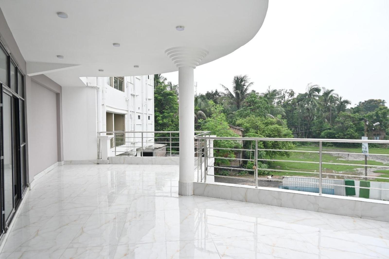 Ichhamati Hotel And Restaurant Hasnabad Exterior foto
