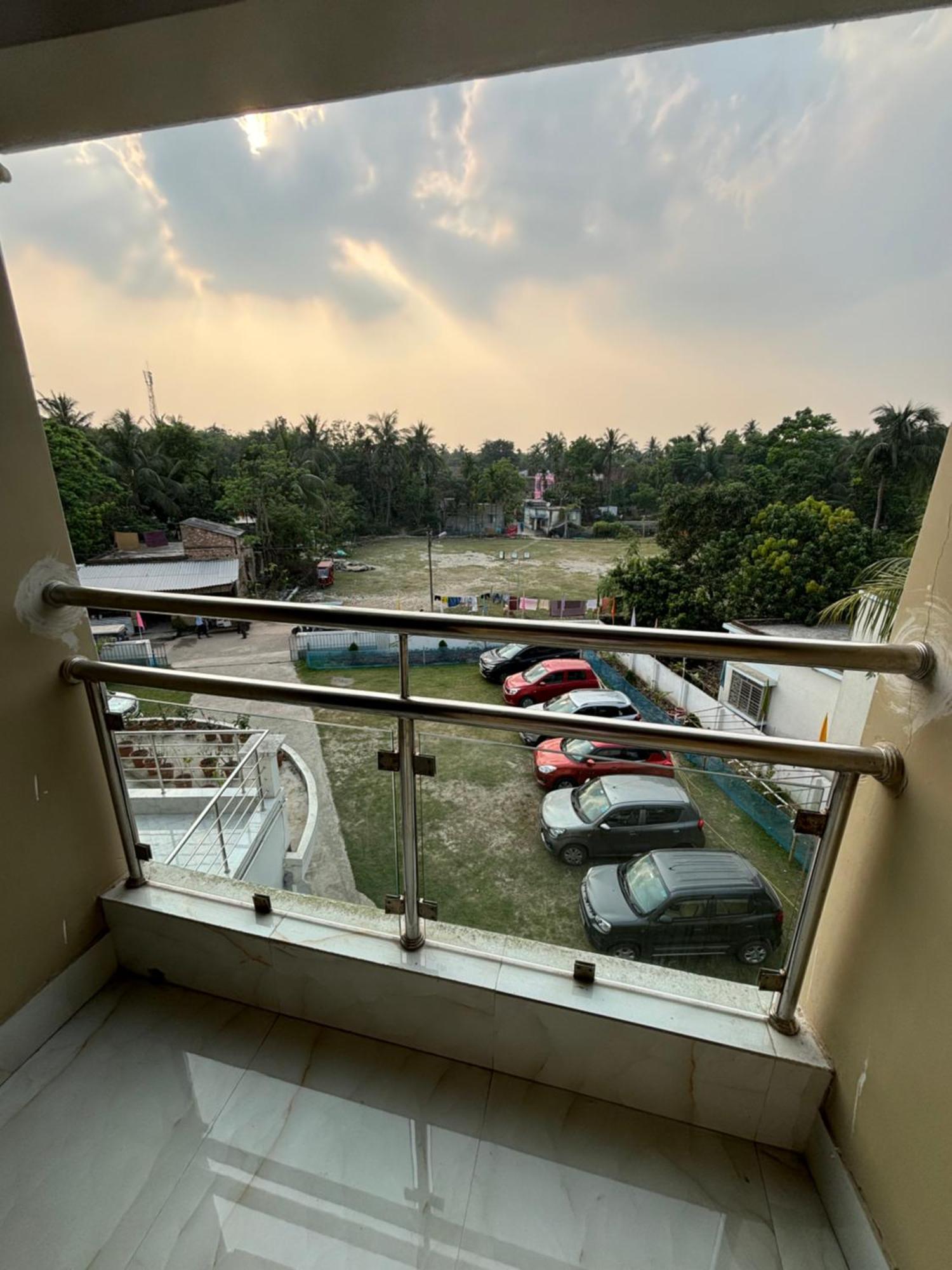 Ichhamati Hotel And Restaurant Hasnabad Exterior foto